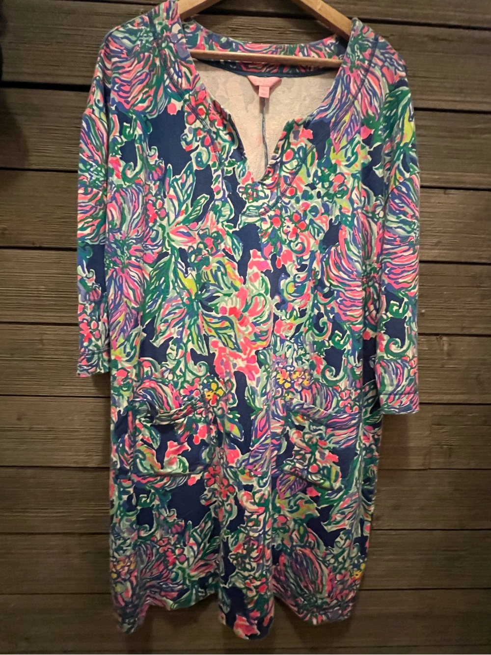 Lily Pulitzer Joyce UPF 50+ Knit Shift Dress. Indigo Exotic Escapade Print.